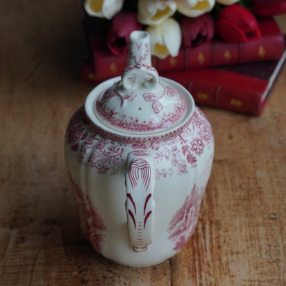Petite théière "Aloisia" en faïence fine allemande Villeroy & Boch au décor de paysages rougeâtres modèle Burgenland