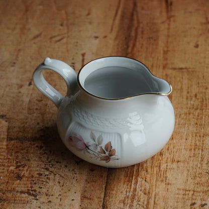 Pot à lait "Pietro" en porcelaine italienne fleurie et dorée Royal Tognana