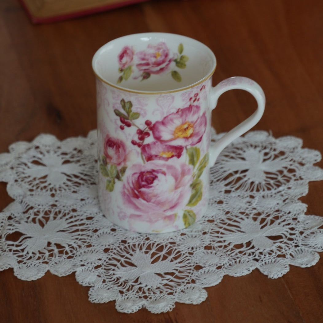 Mug "Paola" en porcelaine italienne fleurie Easy Life modèle Floral Damask