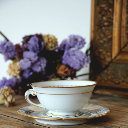 Tasse en porcelaine de Limoges Royale dorées "Joséphine"