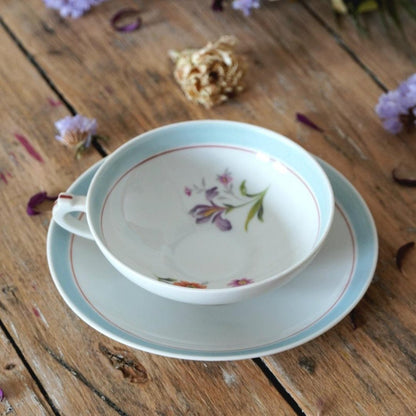 Tasse en porcelaine de Limoges DRB "Eulalie"