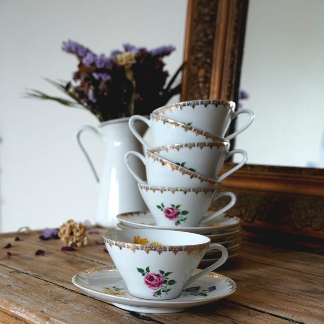 Tasses en porcelaine  "Rosemonde" Bavaria Schumann Arenberg