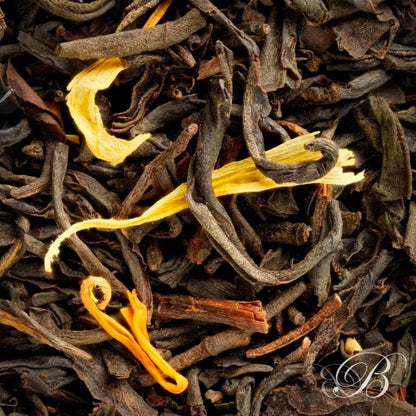 Case n°7 | Mug "Décembre" en porcelaine anglaise Royal Garden & sachet de thé noir 100g "Il était une fois Noël" Betjeman & Barton